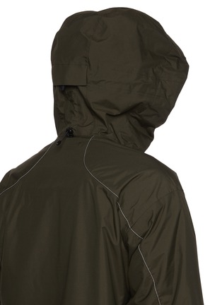  - AND WANDER - 2.5L Hiker Rain Jacket