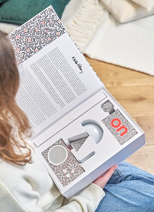 Detail View - Click To Enlarge - LEXON - x Keith Haring Gift Set — Love White