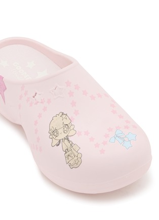 Detail View - Click To Enlarge - GOODBAI - x Lane Crawford Star Printed Slippers