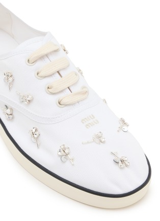 Detail View - Click To Enlarge - MIU MIU - Embroidered Drill Low Top Women's Sneakers