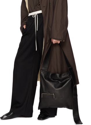 Figure View - Click To Enlarge - DISCORD YOHJI YAMAMOTO BAGS - Clasp Pocket Leather Tote Bag