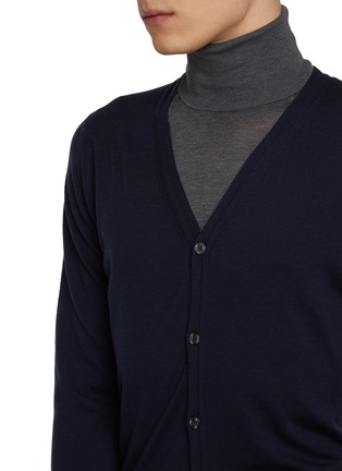  - JOHN SMEDLEY - V-Neck Button Up Cardigan