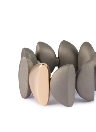 Detail View - Click To Enlarge - VHERNIER - Endless 18K Rose Gold Titanium Ring — EU 54
