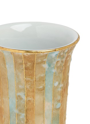 Detail View - Click To Enlarge - LEO WONG - Kinzangama Cup