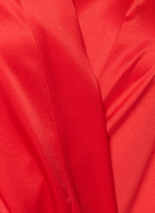  - SKIMS - Valentine's Day Capsule Silk Lace Robe