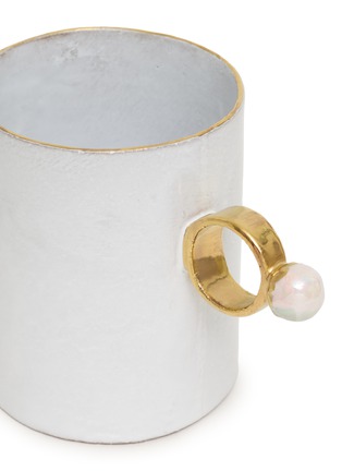 Detail View - Click To Enlarge - ASTIER DE VILLATTE - X Serena Carone Pearl Ring Cup