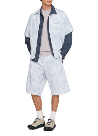 Figure View - Click To Enlarge - GOLDWIN - Yurameki Cloud Wash Zip Shirt