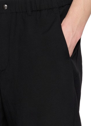  - GOLDWIN - Air Impression Ventris Relax Shorts