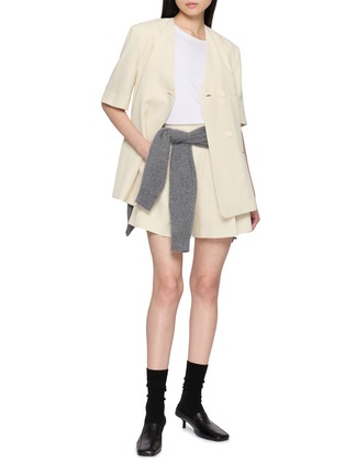 Figure View - Click To Enlarge - SANDBEIGE - Lyon Pleated Tailored Linen Shorts