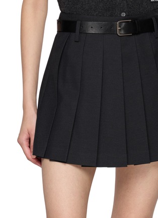  - MO&CO. - Pleated Mini Skirt