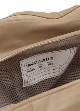 Detail View - Click To Enlarge - ON - Track Pack 35L Lite