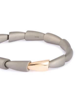 Detail View - Click To Enlarge - VHERNIER - Calla Media 18K Rose Gold Titanium Bracelet