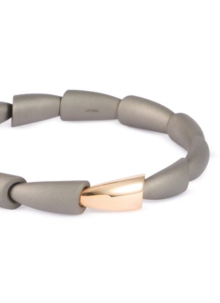 Detail View - Click To Enlarge - VHERNIER - Calla Media 18K Rose Gold Titanium Bracelet