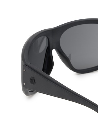 Detail View - Click To Enlarge - MONCLER - Injected Frame Mask Sunglasses