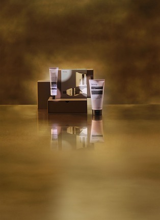 Detail View - Click To Enlarge - AESOP - Shower Room Serenades