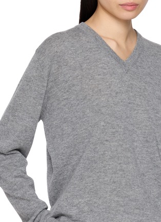  - THE ROW - Nian Long Sleeve V-Neck Cashmere Top