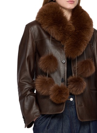  - LAGOM - Irregular Fox Fur Collar