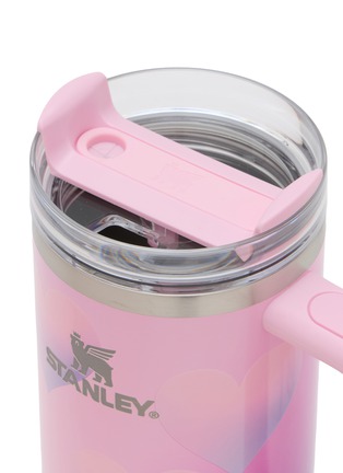Detail View - Click To Enlarge - STANLEY - The Quencher H2.0 FlowState™ Tumbler 30oz — Powder Pink Heart Gradient