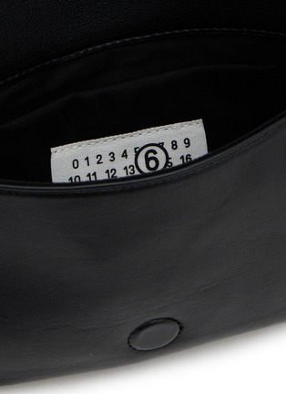 Detail View - Click To Enlarge - MM6 MAISON MARGIELA - Small Leather Glove Bag