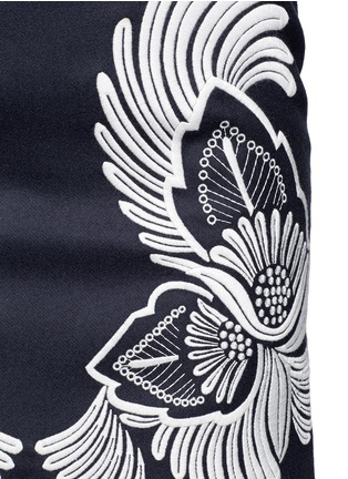Detail View - Click To Enlarge - STELLA MCCARTNEY - Axelle embroidered wool-cashmere skirt