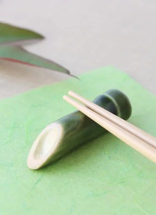  - DIGRAFT - Bamboo Chopsticks Rest