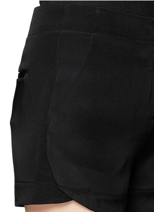 Detail View - Click To Enlarge - THEORY - Kaelin silk shorts