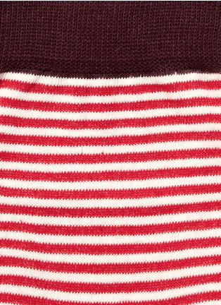 Detail View - Click To Enlarge - ETIQUETTE CLOTHIERS - Sailor striped cotton-blend socks