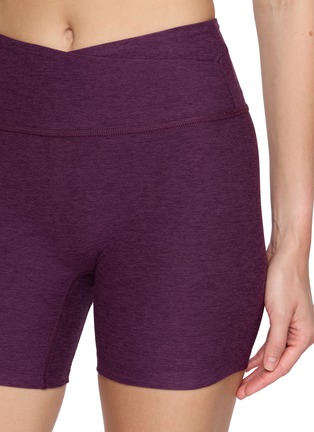  - BEYOND YOGA - Spacedye At Your Leisure 5" Biker Shorts