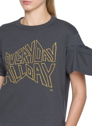  - SACAI - Everyday Allday Print Drama Sleeve T-Shirt