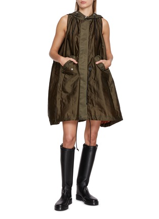 Figure View - Click To Enlarge - SACAI - Hooded Quilted Satin Tent Vest