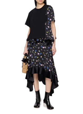 Figure View - Click To Enlarge - SACAI - Bifabric Floral Panel Cotton T-Shirt