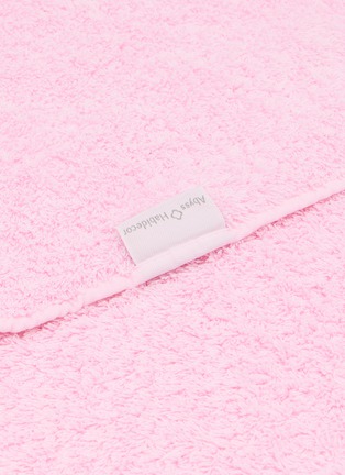 Detail View - Click To Enlarge - ABYSS & HABIDECOR - Super Pile Guest Towel — Pink Lady