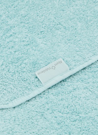 Detail View - Click To Enlarge - ABYSS & HABIDECOR - Super Pile Guest Towel — Ice