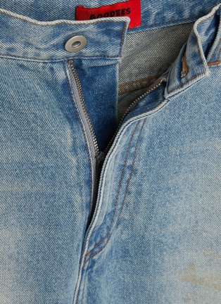  - GOODBAI - Star Appliqué Distressed Light Wash Jeans