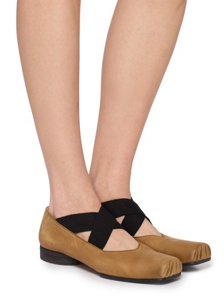 Figure View - Click To Enlarge - UMA WANG - Crisscross Elastic Band Leather Ballerina Flats
