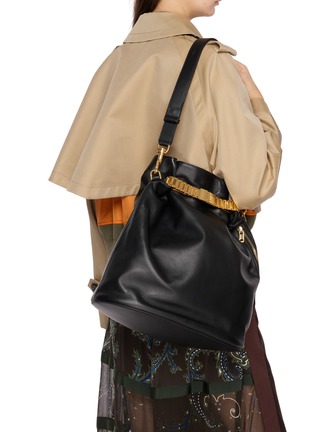 Figure View - Click To Enlarge - SACAI - Large Watch Belt Leather Dry Bag