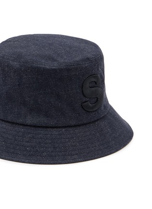 Detail View - Click To Enlarge - SACAI - S Logo Denim Bucket Hat