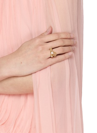 Front View - Click To Enlarge - CHLOÉ - The Chloé Classy Ring