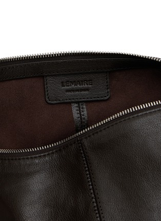 Detail View - Click To Enlarge - LEMAIRE - Quiver Clip Grained Leather Bag