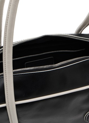 Detail View - Click To Enlarge - MARGESHERWOOD - Soft Boston Leather Shoulder Bag