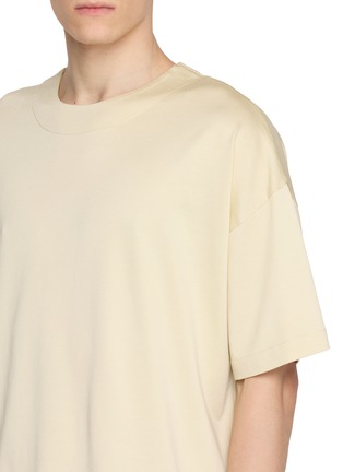  - FEAR OF GOD - Logo Patch Relaxed T-Shirt