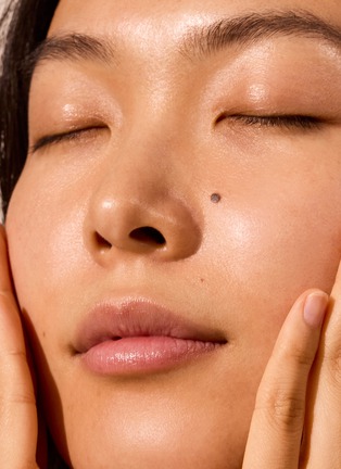 Detail View - Click To Enlarge - CHANTECAILLE - 24K Gold Essence Intense 150ml