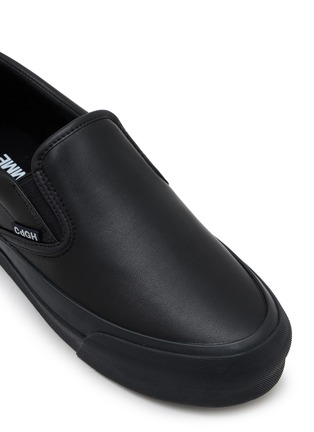 Detail View - Click To Enlarge - COMME DES GARÇONS HOMME - Low Top Leather Men's Sneakers