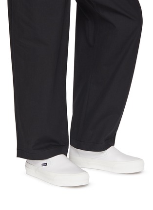 Figure View - Click To Enlarge - COMME DES GARÇONS HOMME - Low Top Leather Men's Sneakers