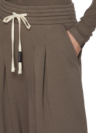  - NYLORA - Rowan Drawstring Waist Pants