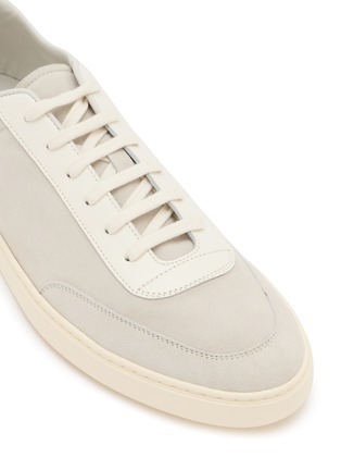 Detail View - Click To Enlarge - COMMON PROJECTS - Court Classic Suede Men's Sneakers