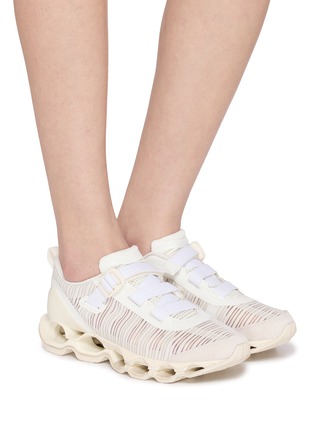 Figure View - Click To Enlarge - MIZUNO - Wave Prophecy Strap 2 Unisex Sneakers