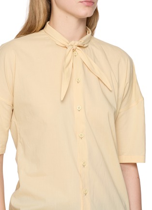  - LEMAIRE - Foulard Neck Short Sleeve Cotton Shirt
