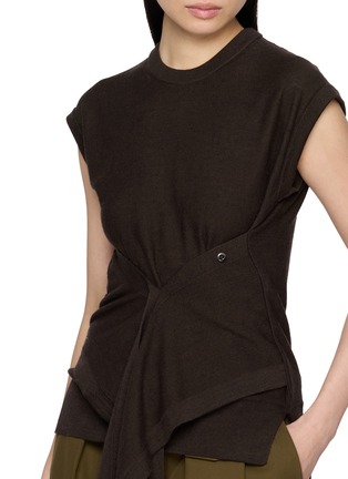  - LEMAIRE - Sleeveless Buttoned Top