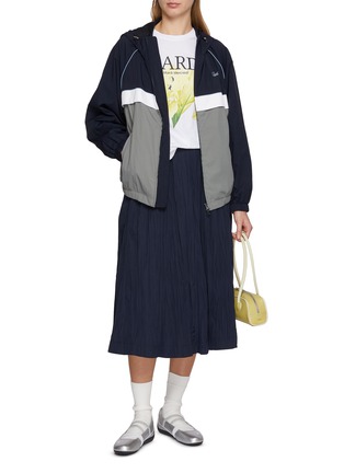 Figure View - Click To Enlarge - MARDI MERCREDI - Lilies 06 Cotton T-Shirt